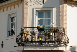 Mənzildə Fransız Balkon Şəkli