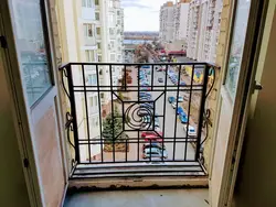 French balcony photo in the apartment