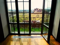 French balcony photo in the apartment