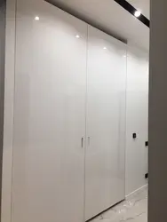 Шафы для пярэднім пакоі глянец фота