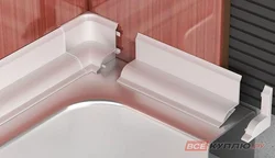 Photo of the baseboard in the bathroom