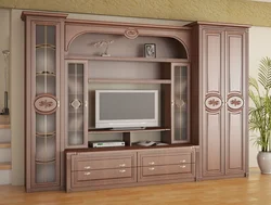 Қонақ Бөлмесінің Қабырғалары Фотосуреттерді Көрсетеді