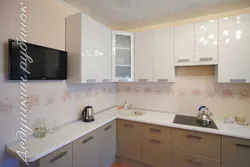 Pearl color kitchen photo