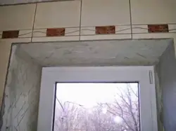 Откос окна на кухне фото