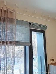 Чӣ тавр оро тиреза бо пардаҳо дар акс ошхона