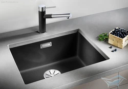 Undermount kitchen sink photo