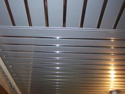 Photo of aluminum ceilings in the bathroom