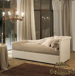 Qonaq otağının daxili hissəsində osmanlı