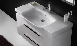 Hammom shkafi bilan lavabo 80 sm fotosurat