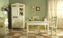 Provans oshxonasining ichki qismidagi bufet