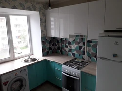 Design Of A Small Kitchen 6 Meters Photo With A Column