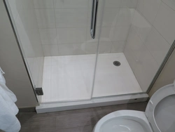 Photo bathtub with tray