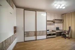 Шкаф для одежды в однокомнатной квартире фото