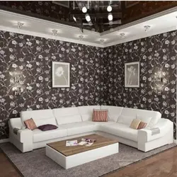 Combining wallpaper in the living room, combined photos in the apartment