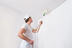Photo of painted ceilings in the apartment