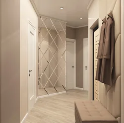 Design with mirrors on all walls in the hallway