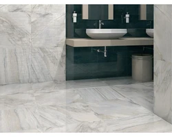 Hamamın interyerində 60x60 kafel