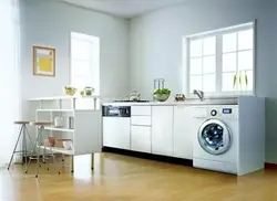 На кухне стиральная машина и посудомойка фото