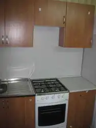 How to install a gas stove in the kitchen photo