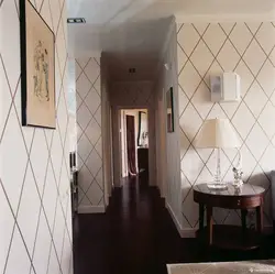 Інтэр'ер шпалер у калідоры кухні