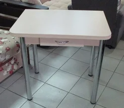 Qatlanan Mətbəx Masasının Fotoşəkili