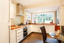 Kitchen photo window left
