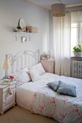 Shabby chic bedroom interior style
