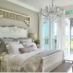 Shabby chic bedroom interior style