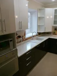 Кухни углом фото с мойкой у окна