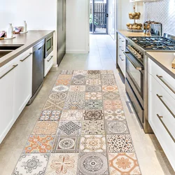 Small kitchen floor design photo