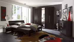 Peak bedroom photo
