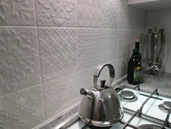 Surrey ceramic tiles in the kitchen interior