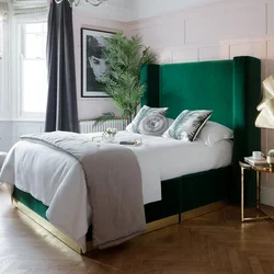 Bedroom design with emerald bed