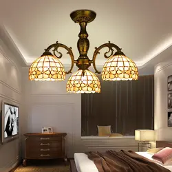 Люстра классикӣ барои акс хоб