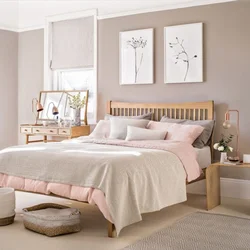 Bedroom in cream tones photo