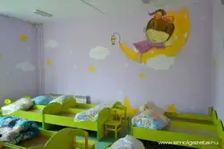 Decorating a bedroom in a kindergarten in photos