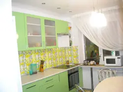 Какие шторы подойдут к зеленой кухне фото