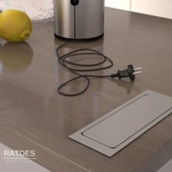 Розеткаҳои дарунсохт барои ошхона дар акси countertop