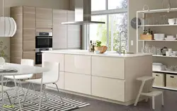 İnteryerdə Voxtorp IKEA mətbəxi