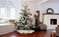 Дизайн гостиной с елкой