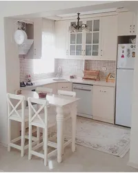 Kitchen design with bar counter Provence