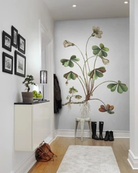 Do-it-yourself apartment wall design