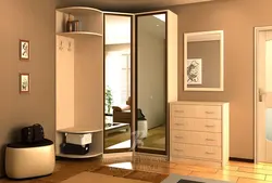 Coupe Design In The Hallway Corner