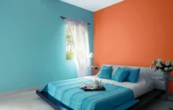 Design for painting walls in an apartment in two colors
