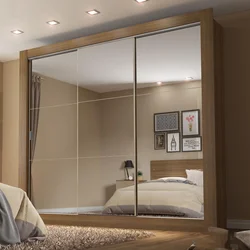 Design of built-in wardrobes in the bedroom