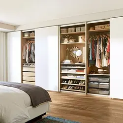 Design of built-in wardrobes in the bedroom