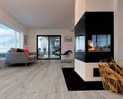 Qonaq otağında laminat döşəmə fotoşəkili