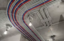 Shift Bo'Ylab Kvartirada Elektr Simlarining Fotosurati