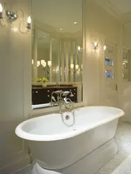 Photo full wall mirror bath