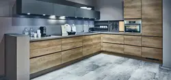 Ошхона бетон бо countertop чӯбӣ дар дохили